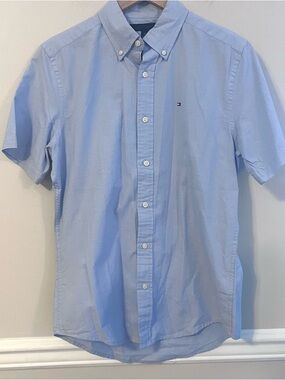 Tommy Hilfiger Men's Light Blue Button-Down Short Sleeve Shirt Size S Casual